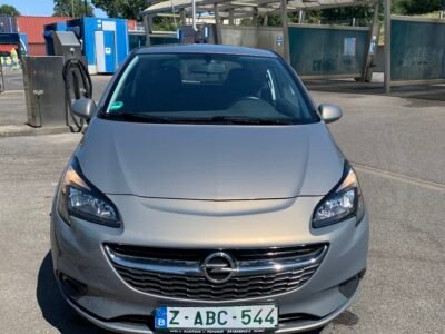 Opel corsa édition 1.4