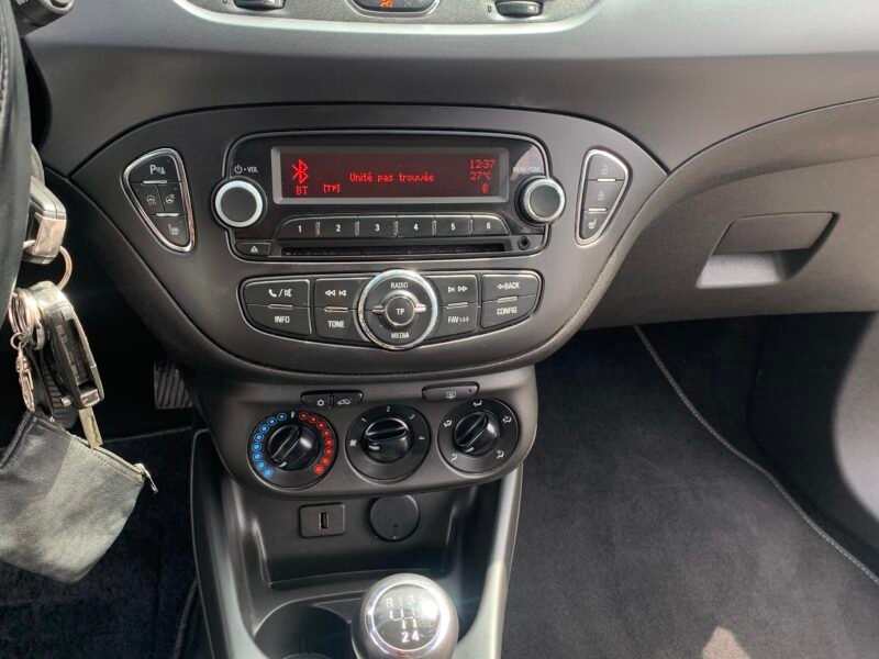 Opel corsa édition 1.4